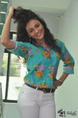 Seerat Kapoor at Run Raja Run Movie Press Meet